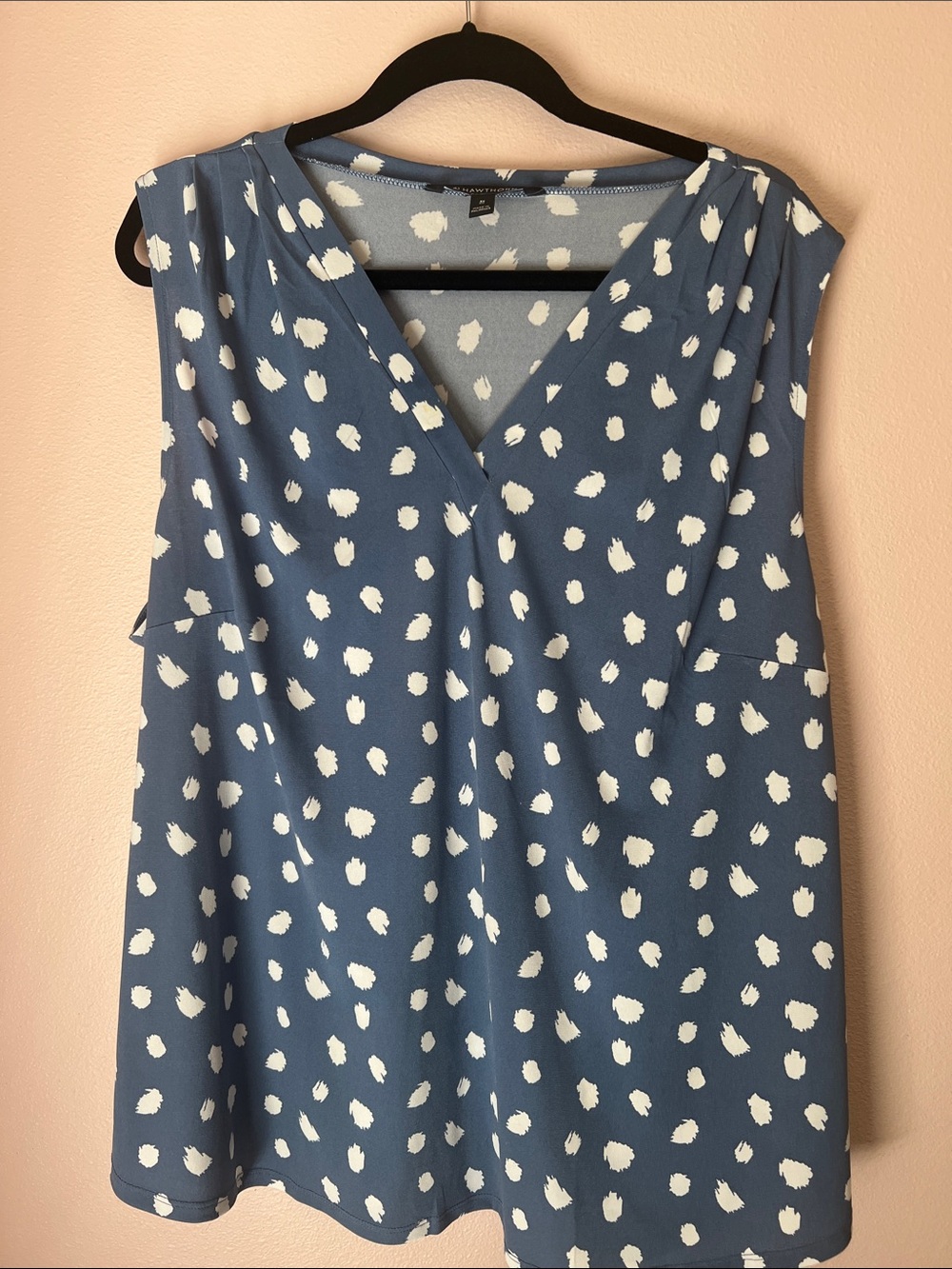 41 Hawthorn Blue Sleeveless V-Neck Dot Print Tunic